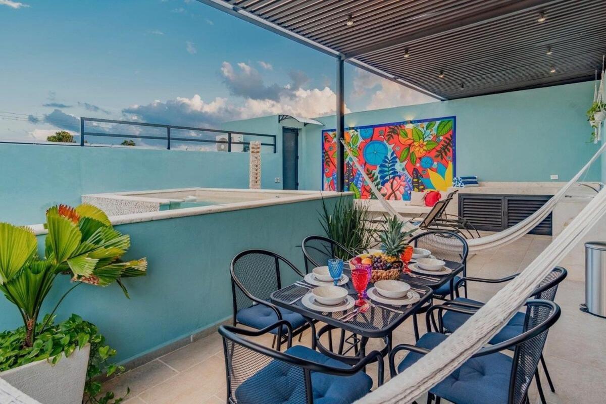 Rincon Del Cielo Rooftop With Glass Walled Pool ميريدا المظهر الخارجي الصورة