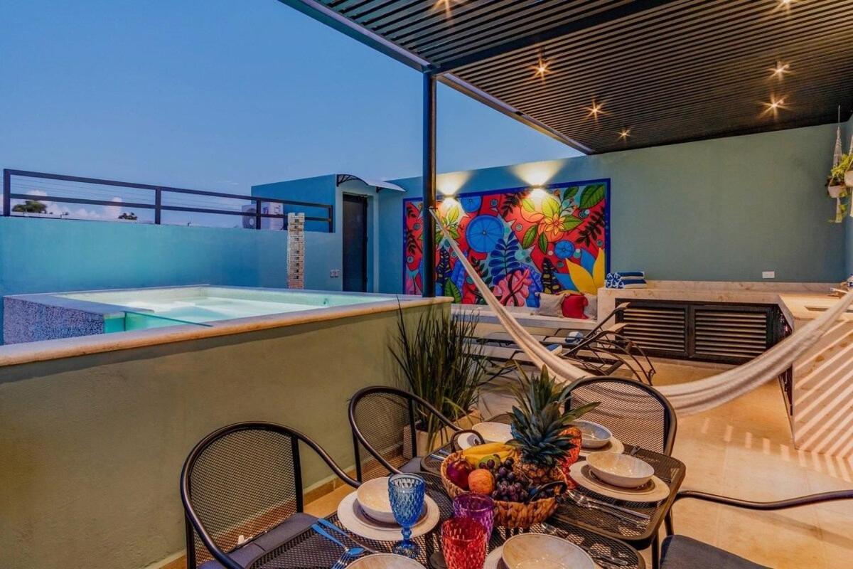 Rincon Del Cielo Rooftop With Glass Walled Pool ميريدا المظهر الخارجي الصورة
